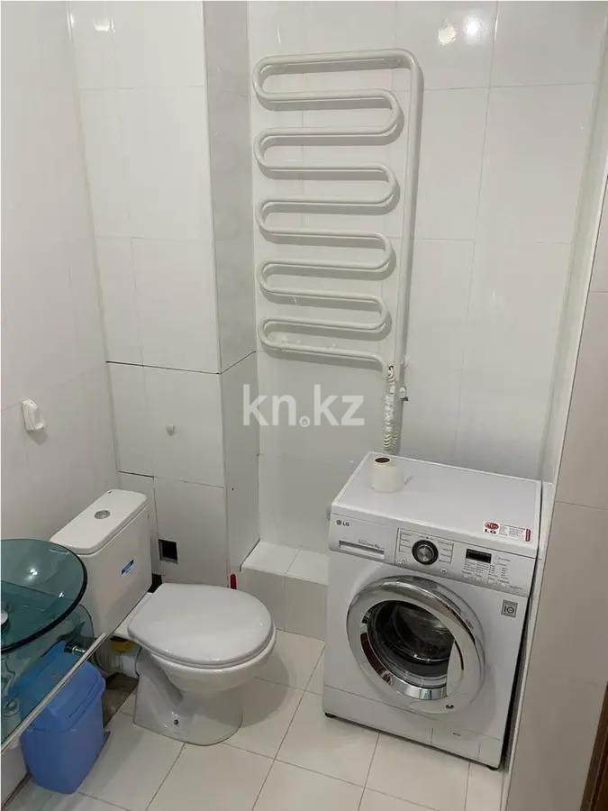 Продажа 3-комнатной квартиры, 85 м², мкр-н Самал-2, дом  90 в Алматы - фото 8