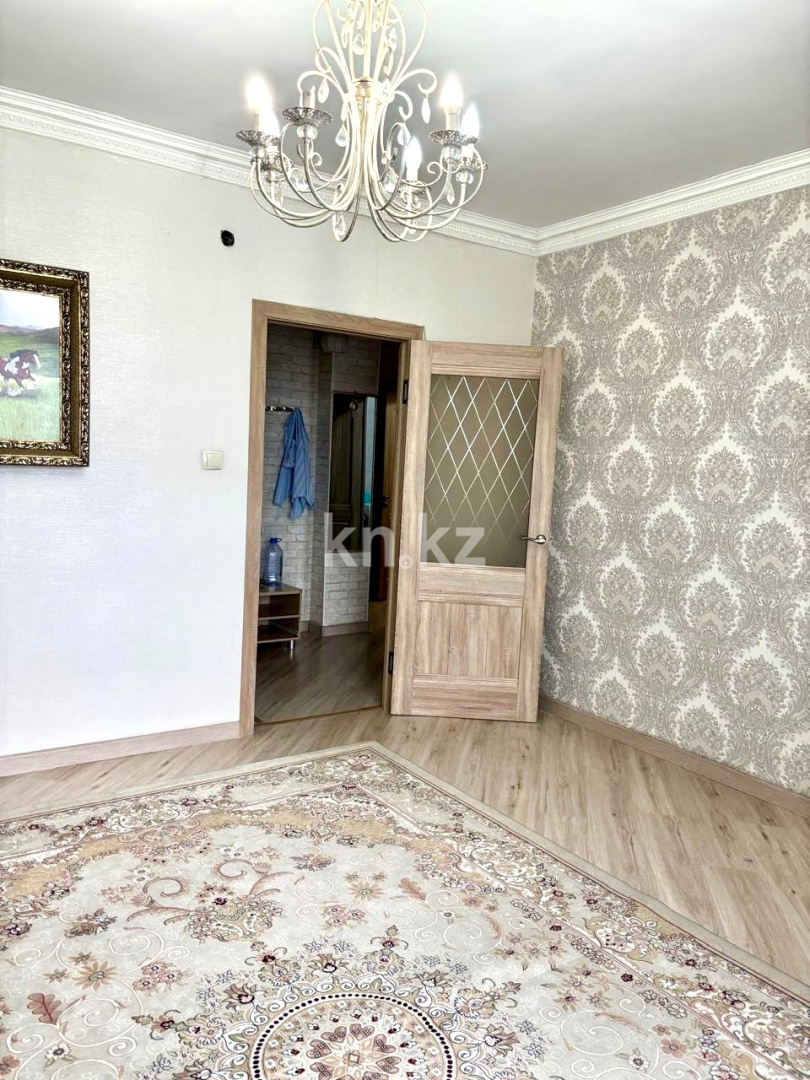 Продажа 2-комнатной квартиры, 65.5 м² в Алматы - фото 3