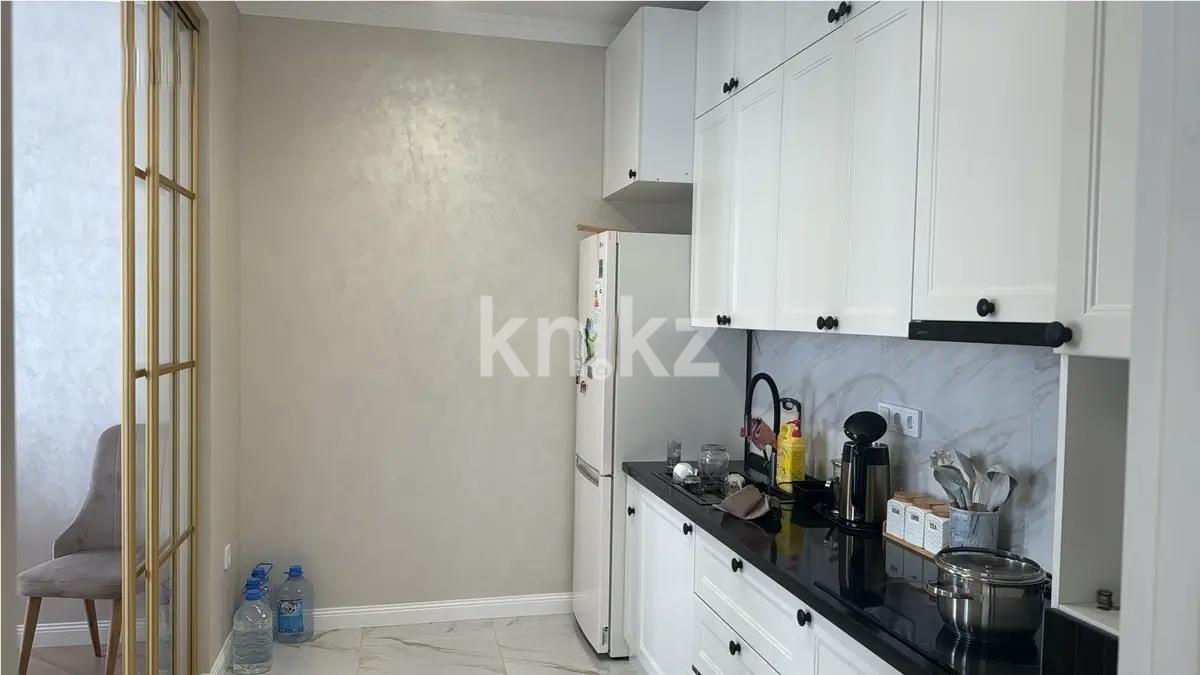 Продажа 3-комнатной квартиры, 100 м², пр. Абая, дом  164/6 в Алматы - фото 4