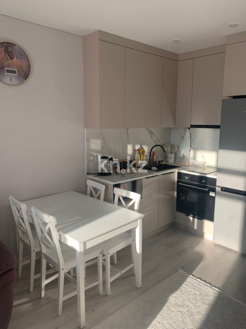 Аренда 1-комнатной квартиры, 38 м² в Астане