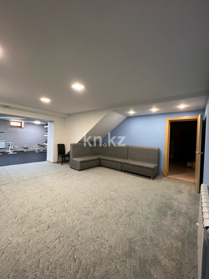 Продажа 7-комнатного дома, 474 м², ул. Комиссарова в Караганде - фото 31