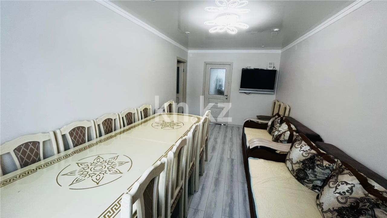Продажа 3-комнатной квартиры, 57 м², мкр-н 14, дом  22 в Караганде - фото 2