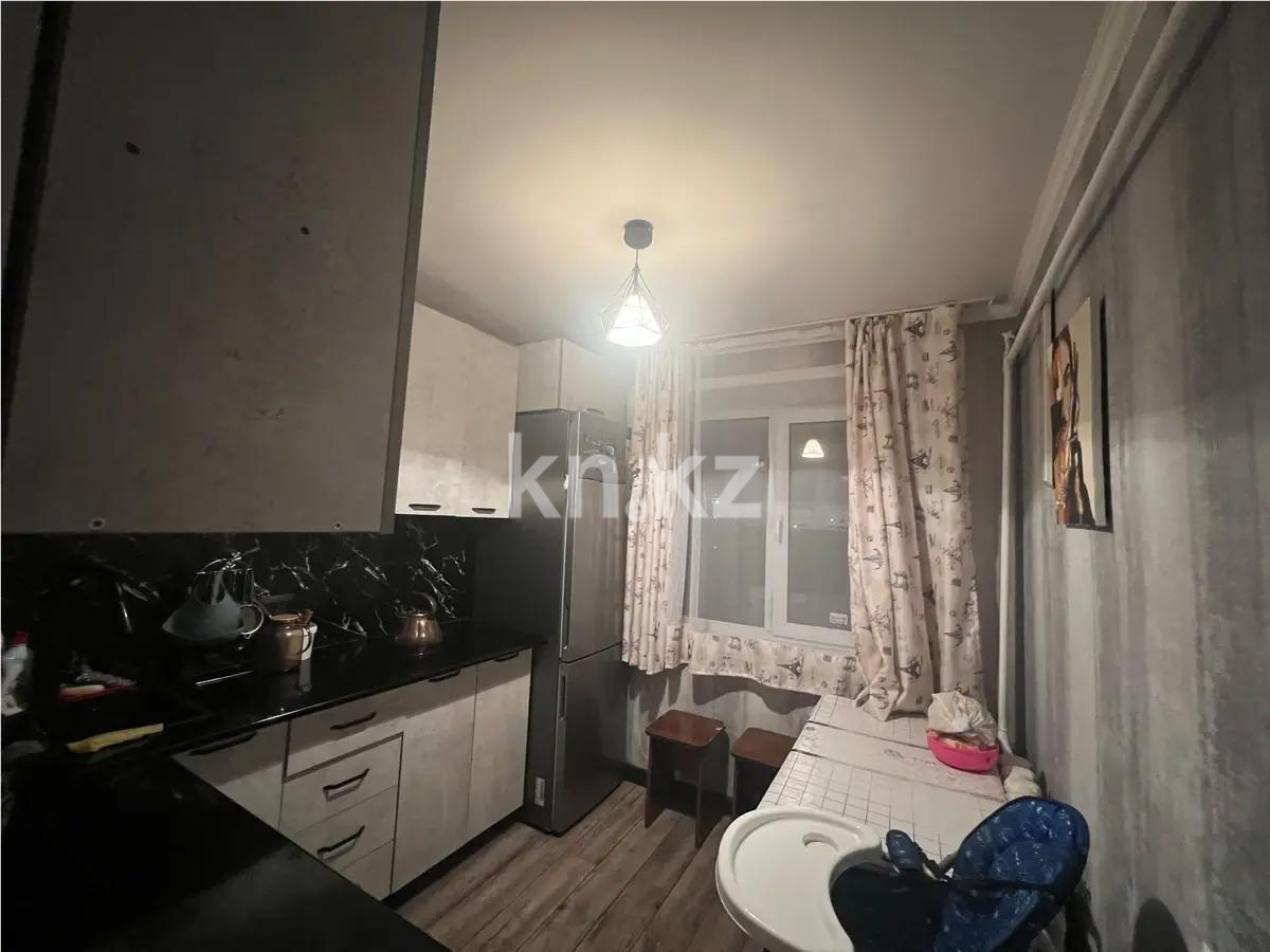 Продажа 1-комнатной квартиры, 32 м², мкр-н 21, дом  8 в Караганде