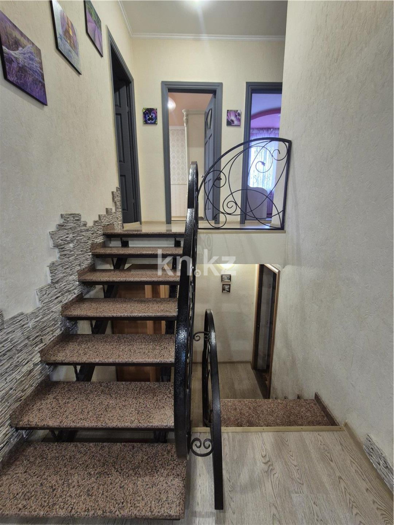 Продажа 4-комнатного дома, 164 м², 9А мкр., дом  27 в Темиртау - фото 13