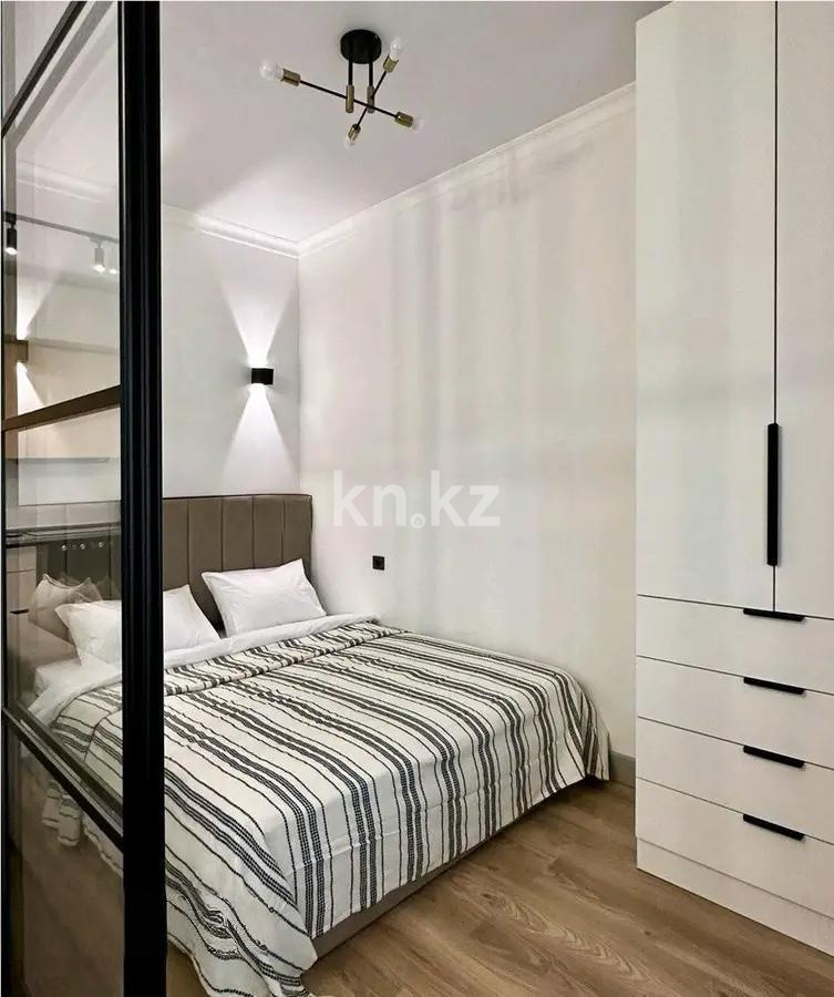 Продажа 1-комнатной квартиры, 46.8 м², мкр-н Самал-3, дом  15 в Алматы - фото 2