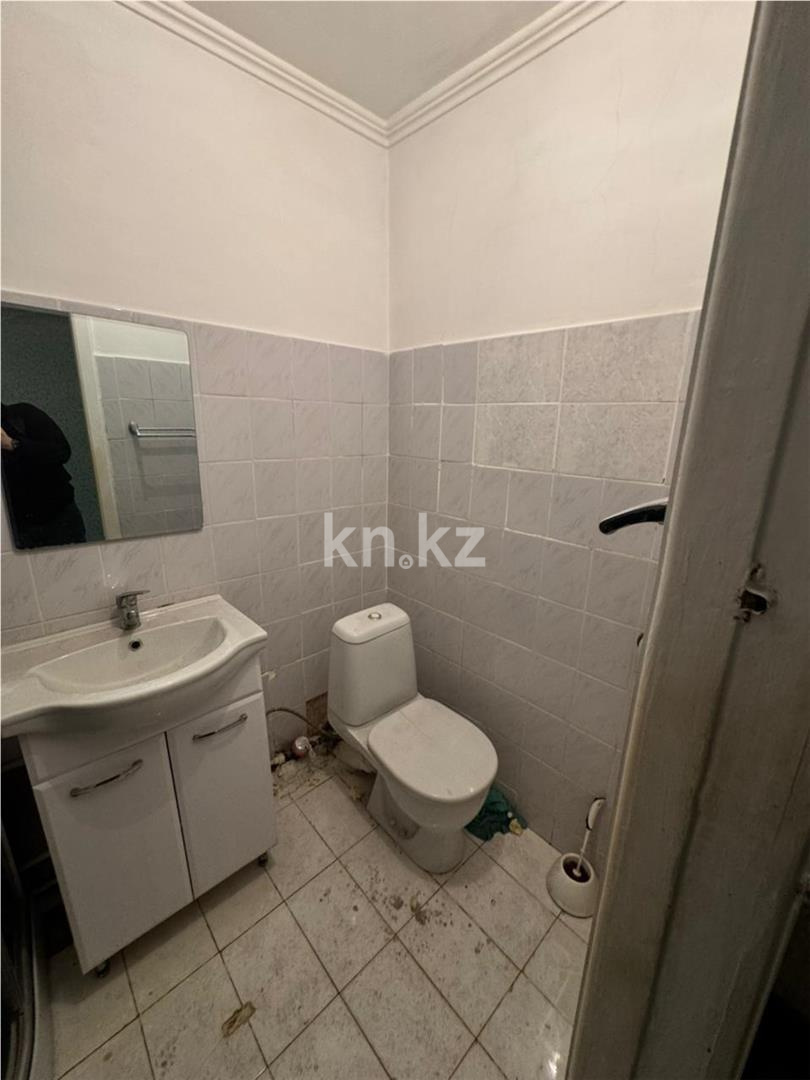 Продажа 1-комнатной квартиры, 33 м², ул. Алиханова в Караганде - фото 3