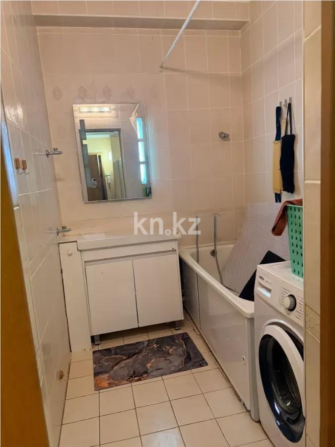 Продажа 2-комнатной квартиры, 62.6 м² в Алматы - фото 3