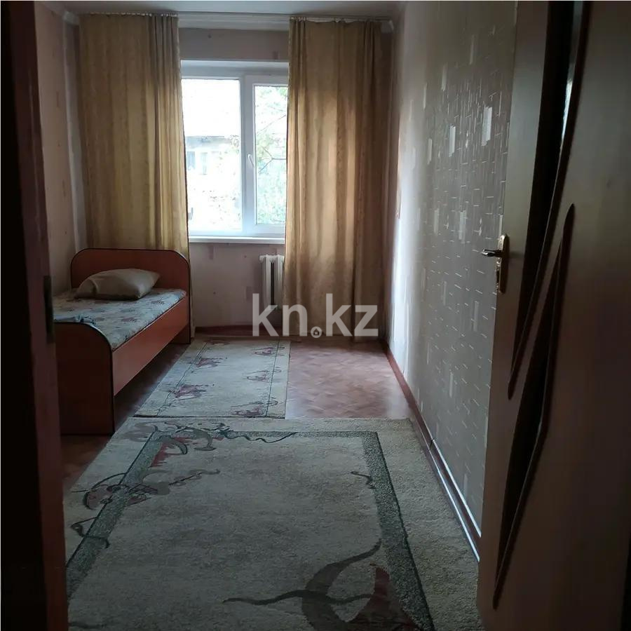 Продажа 3-комнатной квартиры, 58 м², 2 мкр., дом  51 в Алматы - фото 2