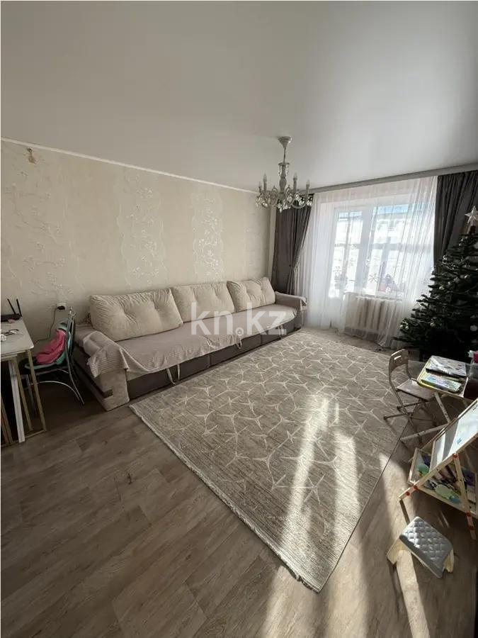 Продажа 3-комнатной квартиры, 58 м², мкр. Восток-1, дом  3 в Караганде