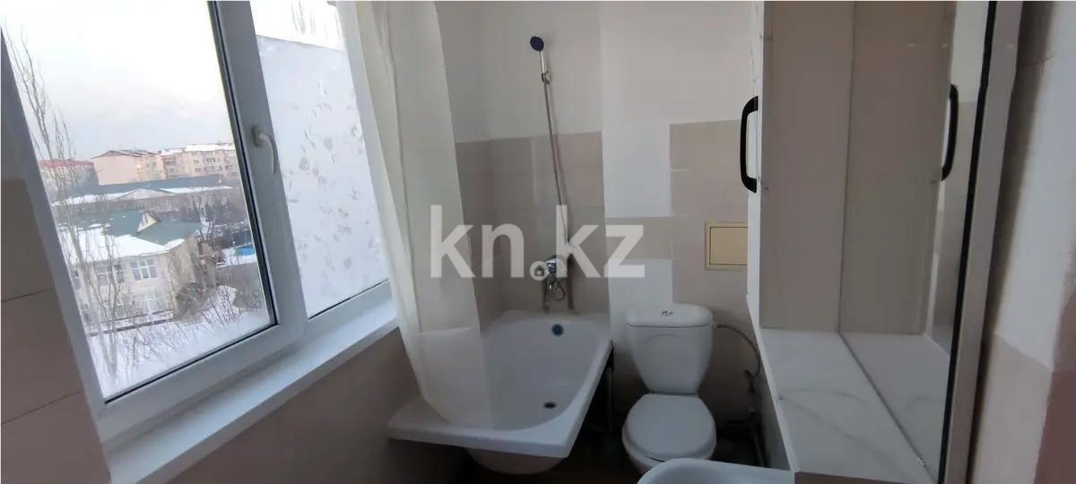 Продажа 1-комнатной квартиры, 29.9 м², мкр-н Кокжиек, дом  22а в Алматы - фото 3