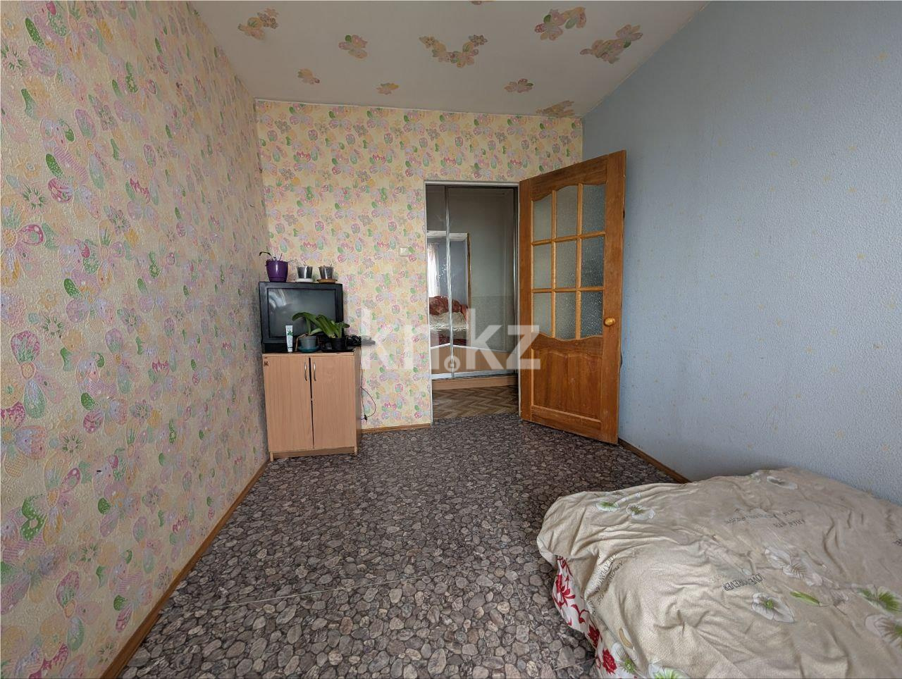 Продажа 3-комнатной квартиры, 63 м², мкр. Мамраева (Восток-5), дом  22 в Караганде - фото 5