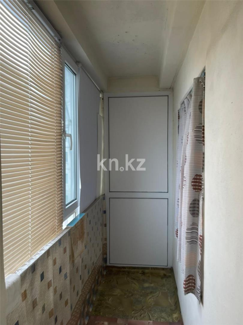 Продажа 1-комнатной квартиры, 33 м², мкр-н Мамраева (Восток-5), дом  12 в Караганде - фото 8