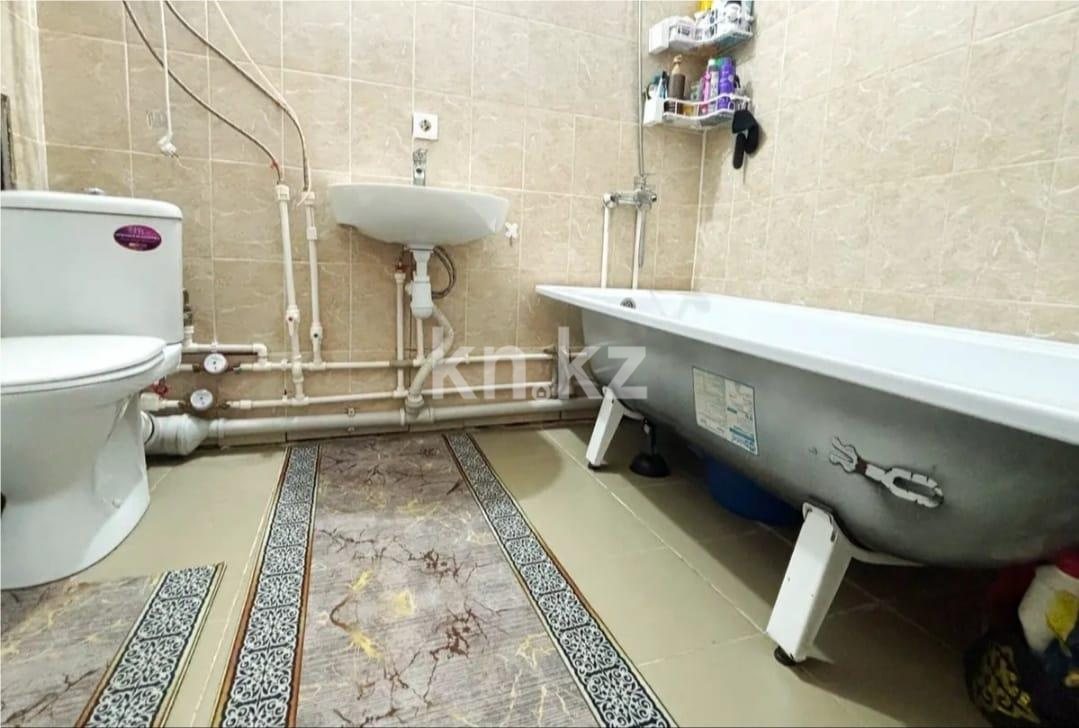 Продажа 2-комнатной квартиры, 69 м² в Караганде - фото 8