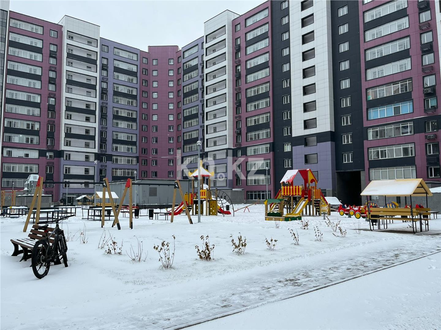 Продажа 2-комнатной квартиры, 41.8 м², ул. Бухар жырау в Астане