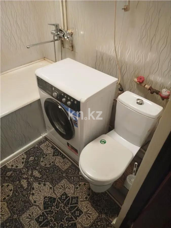 Продажа 1-комнатной квартиры, 32 м², пр. Абая, дом  56а в Шахтинске - фото 3