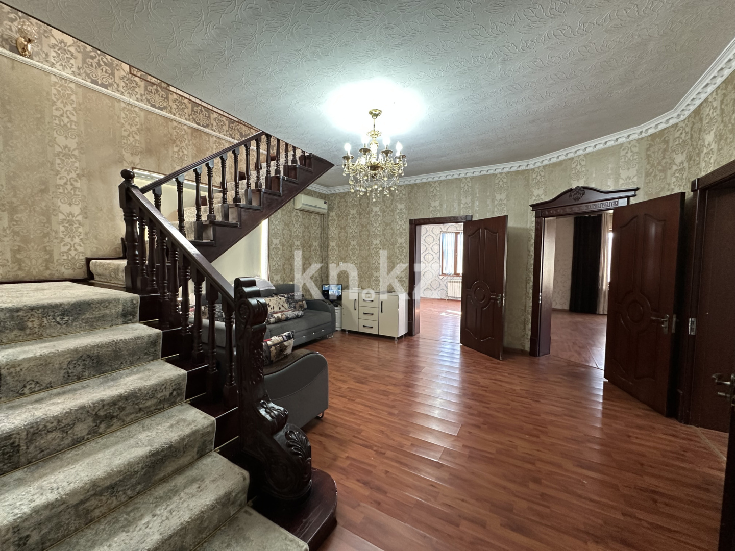 Продажа 7-комнатного дома, 280 м², Нурашбеков, дом  2 в Шымкенте - фото 6