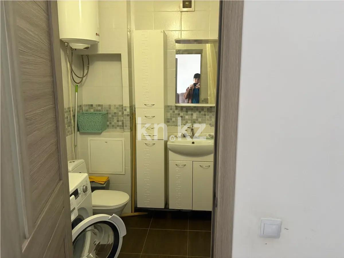 Продажа 2-комнатной квартиры, 40 м², ул. Кайсенова, дом  4 в Астане - фото 3