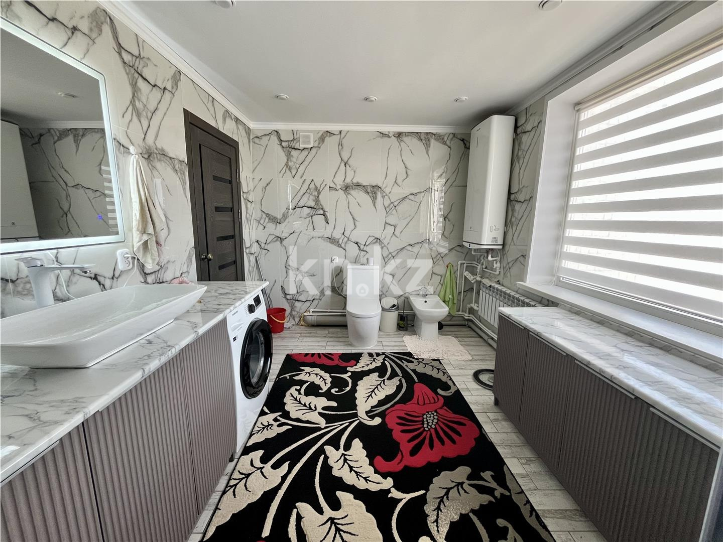 Продажа 6-комнатной квартиры, 79 м², ул. 9-й мкр., дом  42 в Темиртау - фото 2