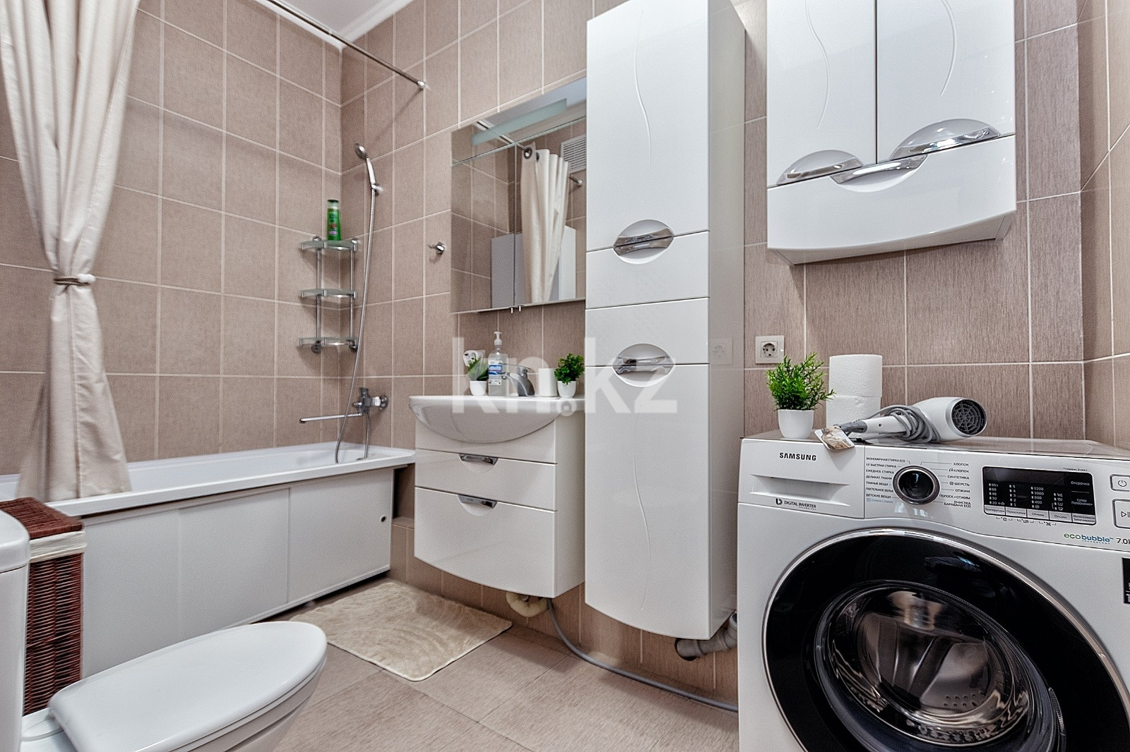 Аренда 3-комнатной квартиры посуточно, 100 м² в Астане - фото 9