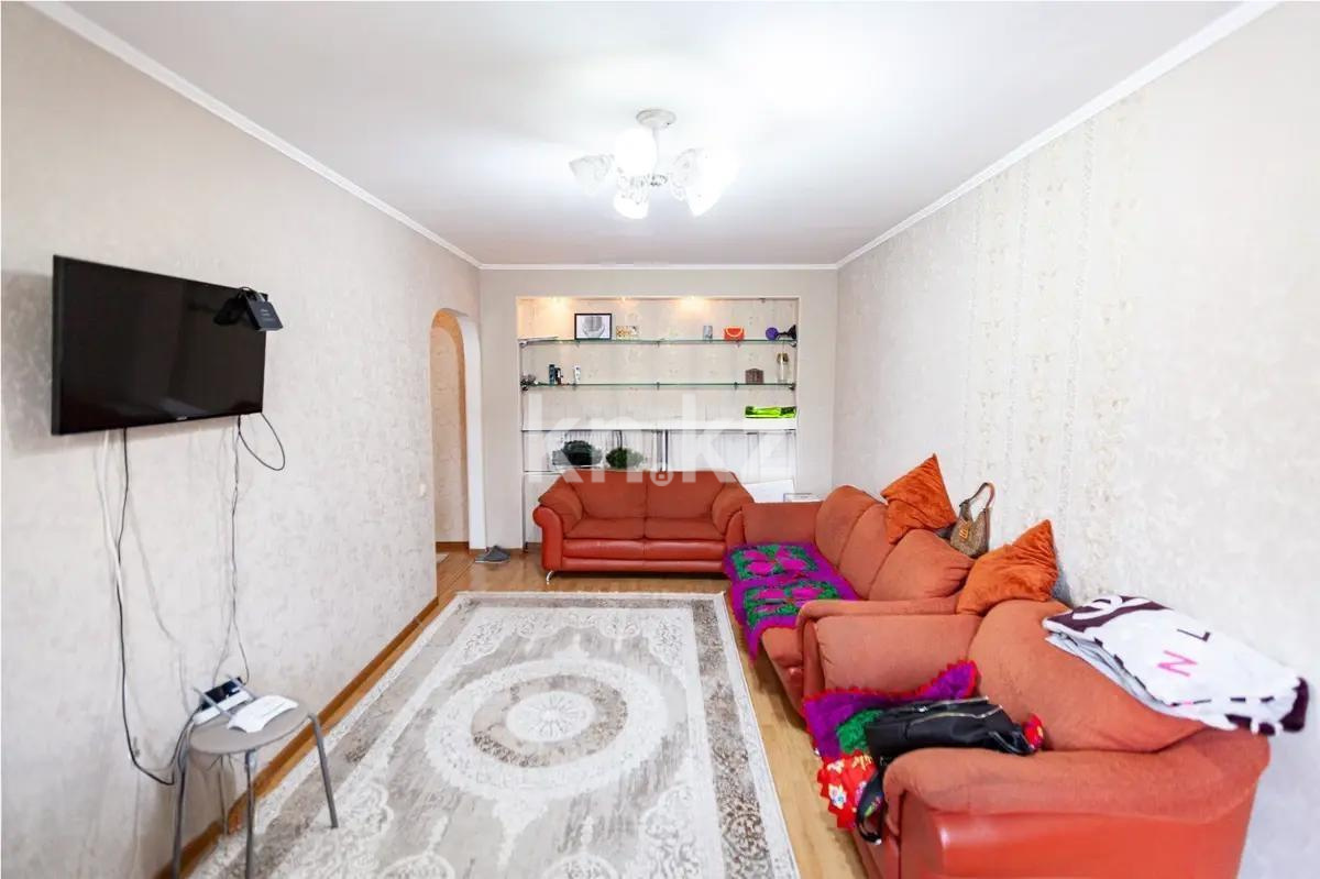 Продажа 2-комнатной квартиры, 43 м², мкр. Орбита-3, дом  42 в Алматы