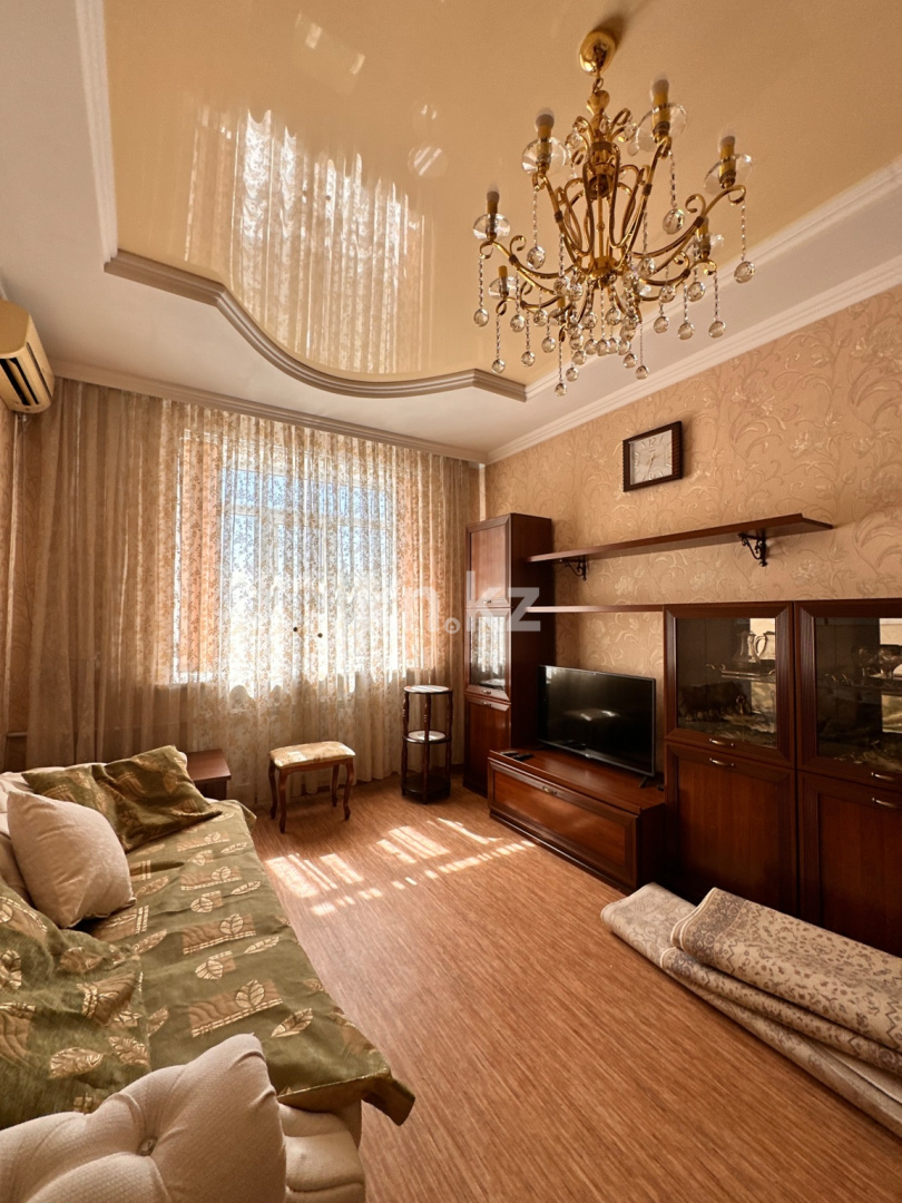Аренда 1-комнатной квартиры, 38 м² в Караганде