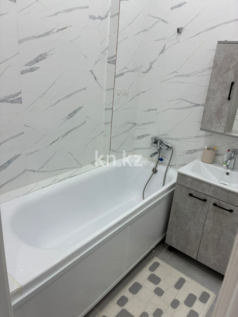 Аренда 1-комнатной квартиры, 40 м² в Астане - фото 8