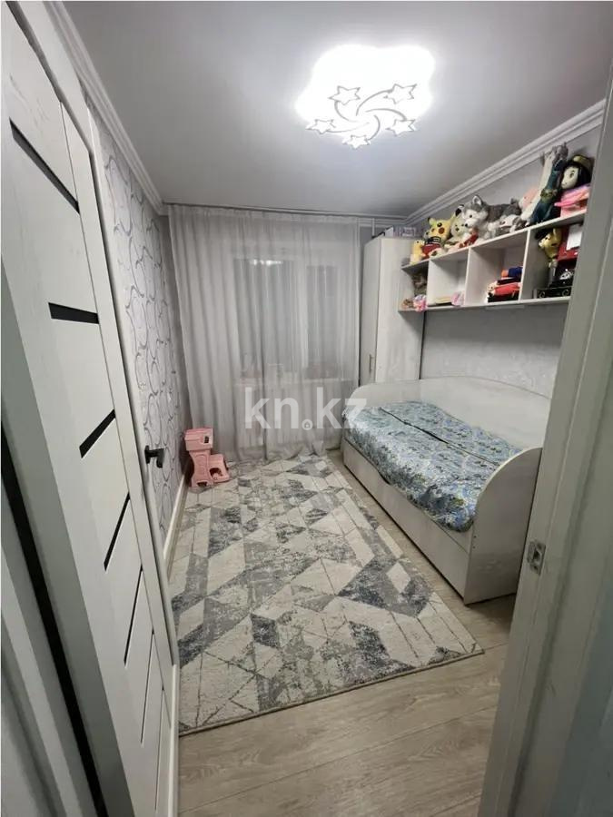 Продажа 4-комнатной квартиры, 62 м², мкр-н 22, дом  8 в Караганде - фото 4