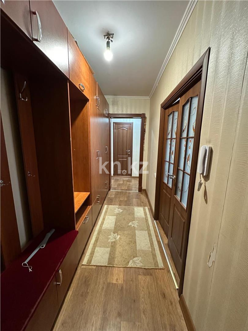 Продажа 2-комнатной квартиры, 53 м², мкр-н 22 в Караганде - фото 10