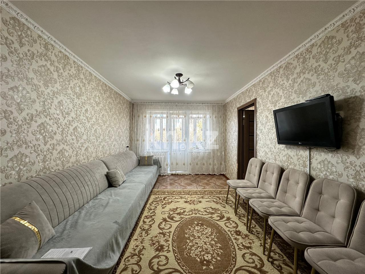 Продажа 3-комнатной квартиры, 57 м², мкр-н 12 в Караганде - фото 3