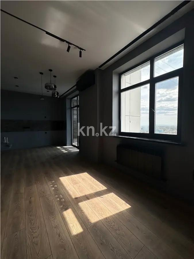 Продажа 3-комнатной квартиры, 60 м², ул. Букетова, дом  3/2 в Караганде - фото 5