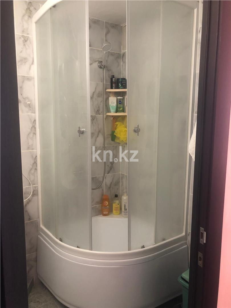 Продажа 2-комнатной квартиры, 51 м², пр. Строителей в Караганде - фото 16