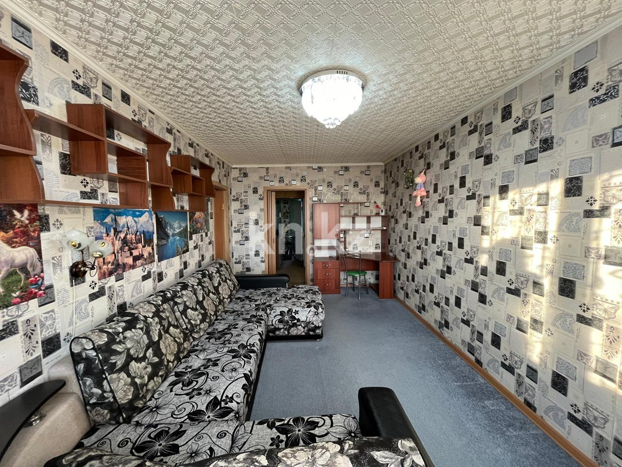 Продажа 3-комнатной квартиры, 60 м², 19-й мкр. в Караганде - фото 2