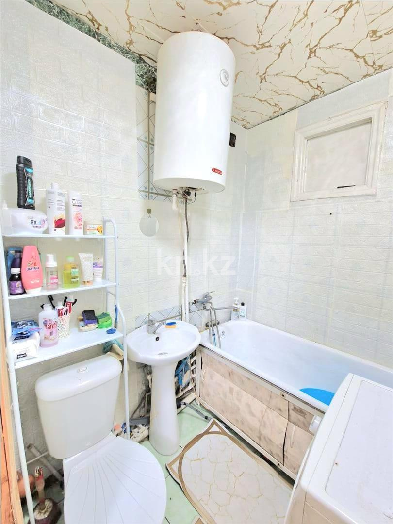 Продажа 2-комнатной квартиры, 42 м², мкр-н 16 в Караганде - фото 10