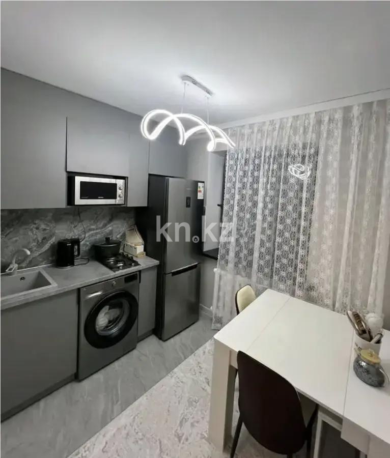 Продажа 2-комнатной квартиры, 45 м², ул. Жарокова, дом  188 в Алматы - фото 3