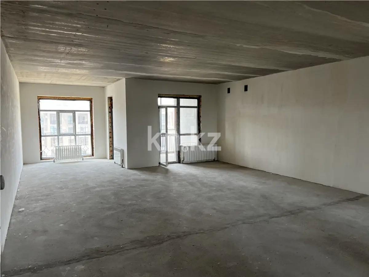 Продажа 4-комнатной квартиры, 149 м² в Караганде
