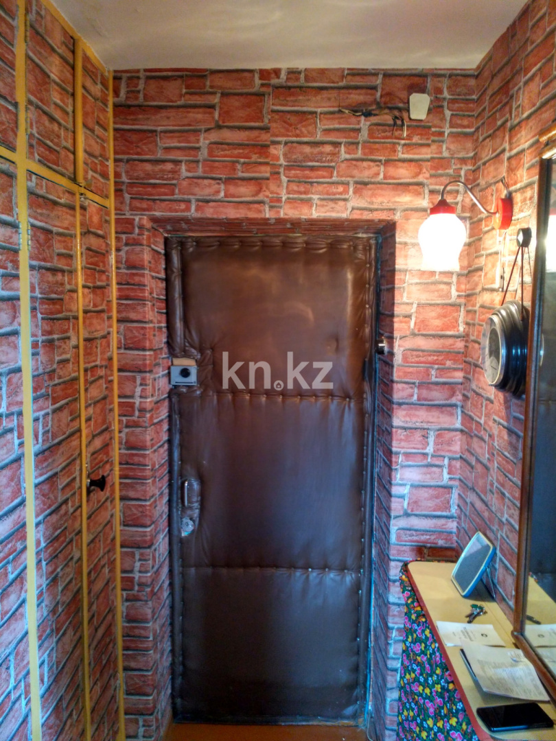 Продажа 3-комнатной квартиры, 60 м², ул. Ержанова, дом  17 в Караганде - фото 9