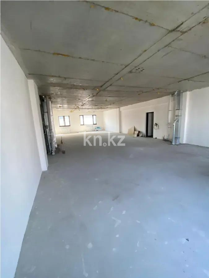 Продажа 3-комнатной квартиры, 130.7 м² в Алматы - фото 2