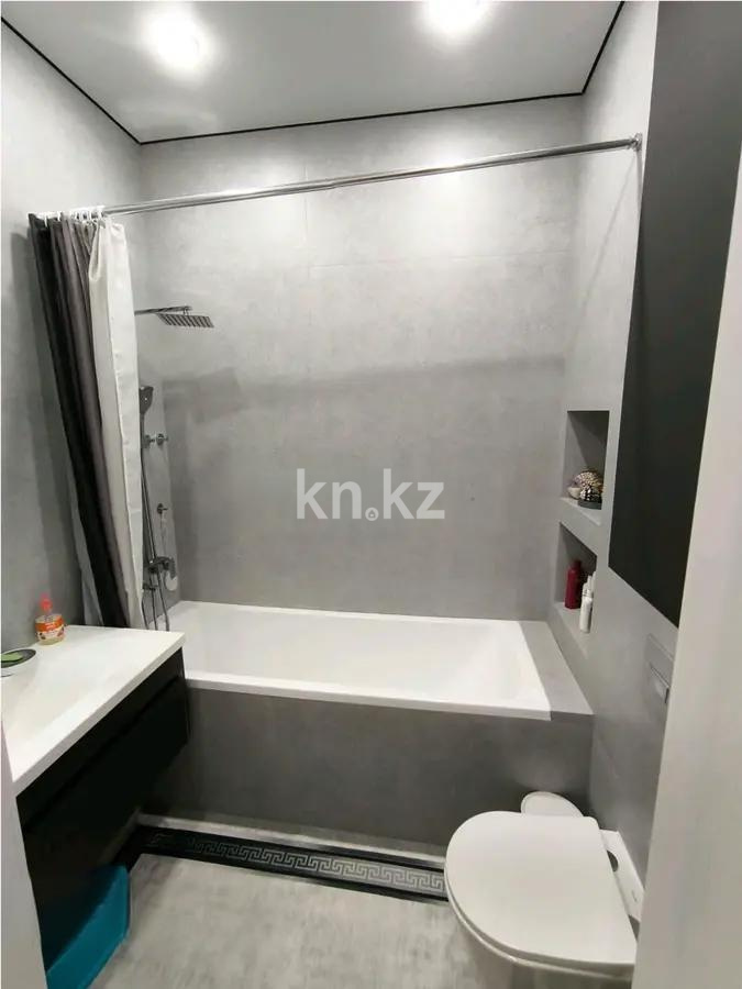 Продажа 3-комнатной квартиры, 86.2 м², ул. Омарова, дом  2 в Астане - фото 5