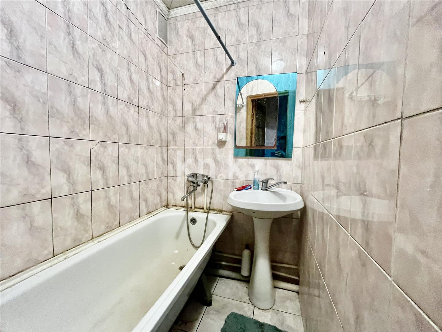 Продажа 2-комнатной квартиры, 44 м², мкр-н 7 в Темиртау - фото 5