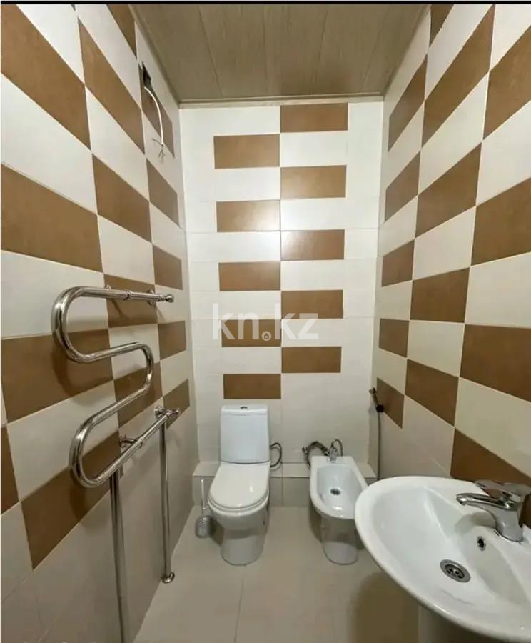 Продажа 2-комнатной квартиры, 70.4 м², ул. Розыбакиева, дом  281 в Алматы - фото 4