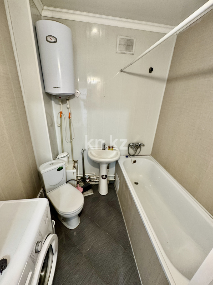 Продажа 2-комнатной квартиры, 36.9 м², ул. Муканова, дом  1/3 в Караганде - фото 13