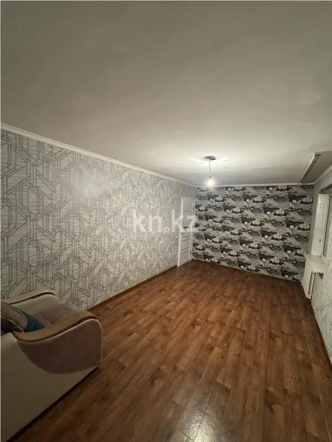 Продажа 3-комнатной квартиры, 62 м², мкр-н 11а, дом  14 в Караганде - фото 3