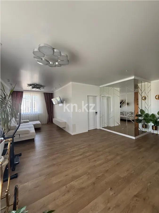Продажа 7-комнатной квартиры, 198 м², пр. Кабанбай батыра, дом  49 в Астане