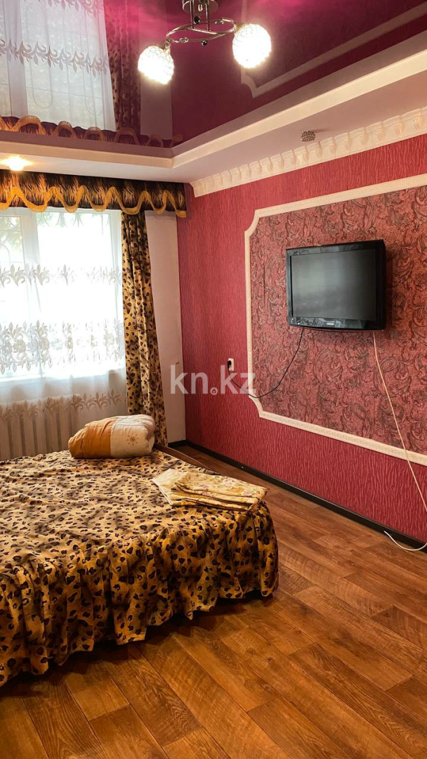 Продажа 2-комнатной квартиры, 49.8 м², ул. Ескалиева, дом  186 в Уральске