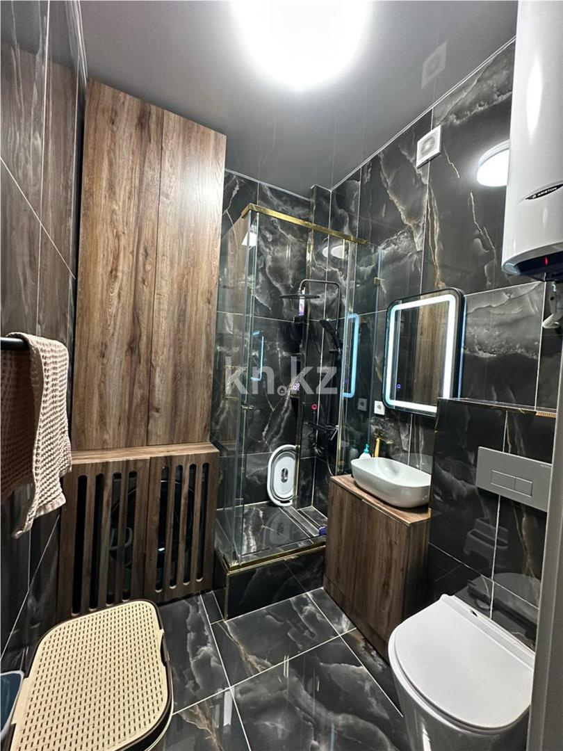 Продажа 3-комнатной квартиры, 74 м² в Караганде - фото 20