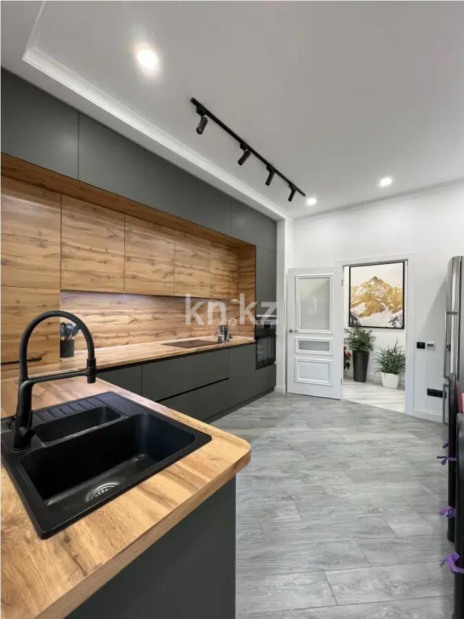 Продажа 3-комнатной квартиры, 131.1 м² в Алматы - фото 4