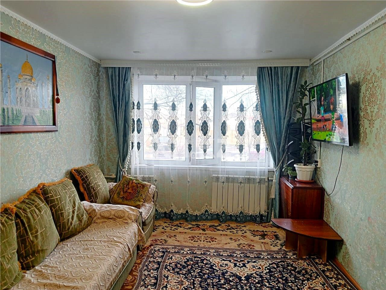 Продажа 3-комнатной квартиры, 58 м², ул. Ермекова в Абае