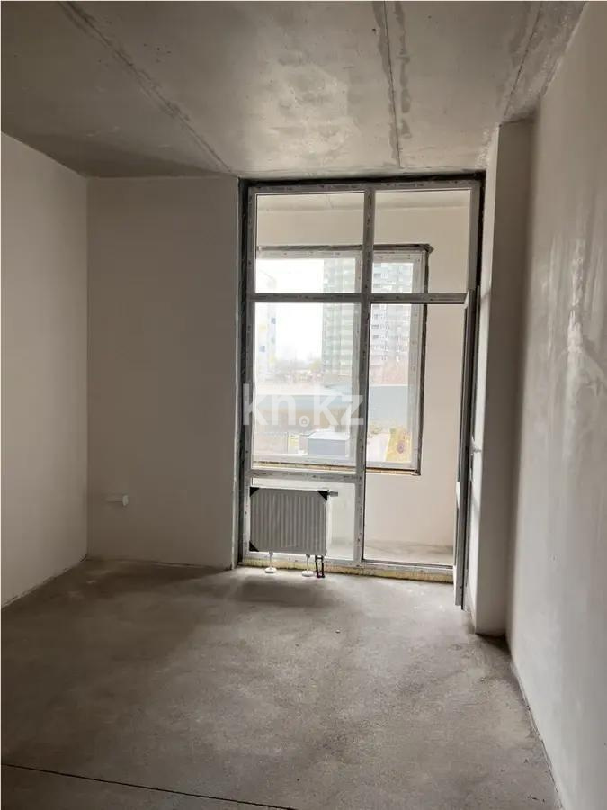 Продажа 4-комнатной квартиры, 113.7 м², ул. Толе би, дом  290/1 в Алматы - фото 3