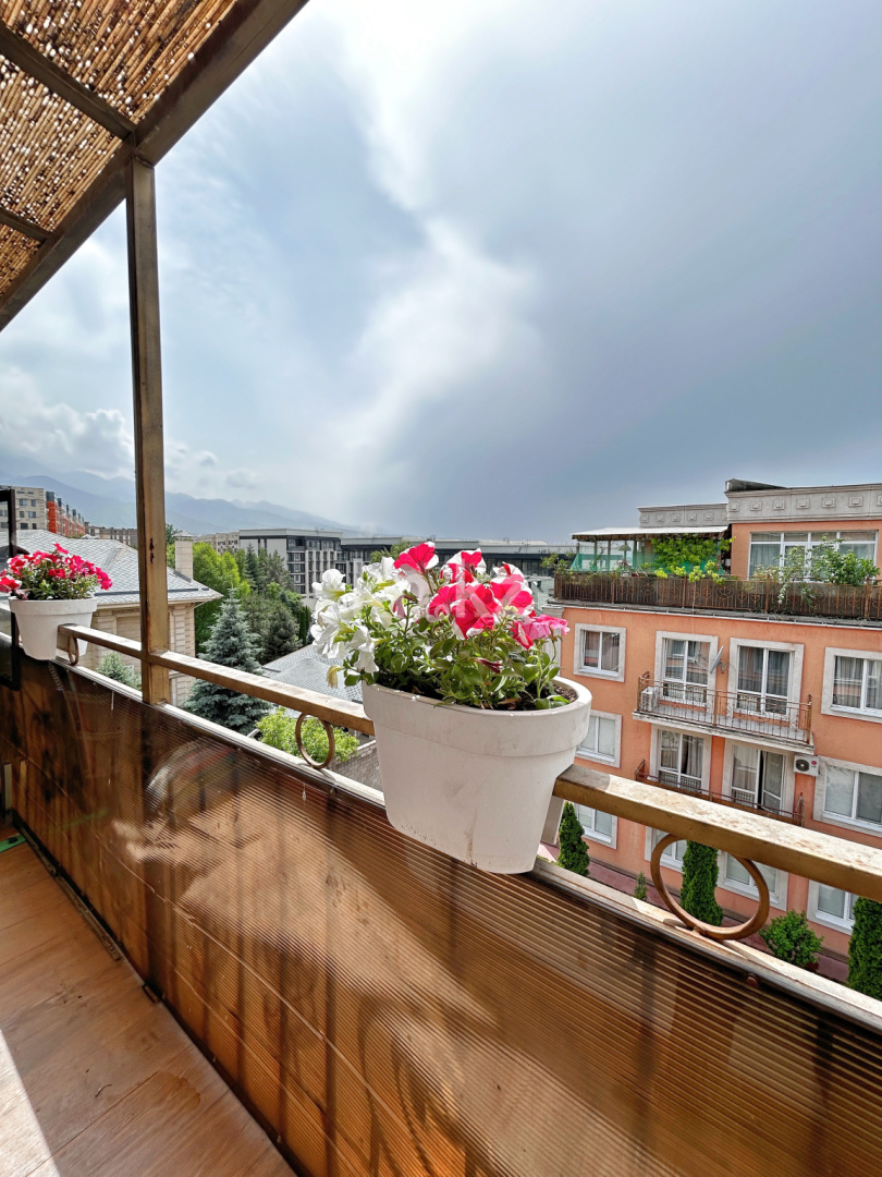 Продажа 5-комнатной квартиры, 280 м² в Алматы - фото 15