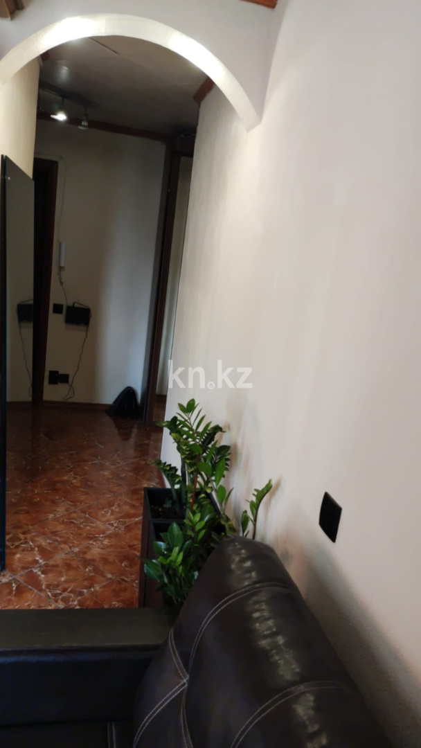Продажа 2-комнатной квартиры, 48.5 м², пр. Н. Абдирова, дом  15 в Караганде - фото 17